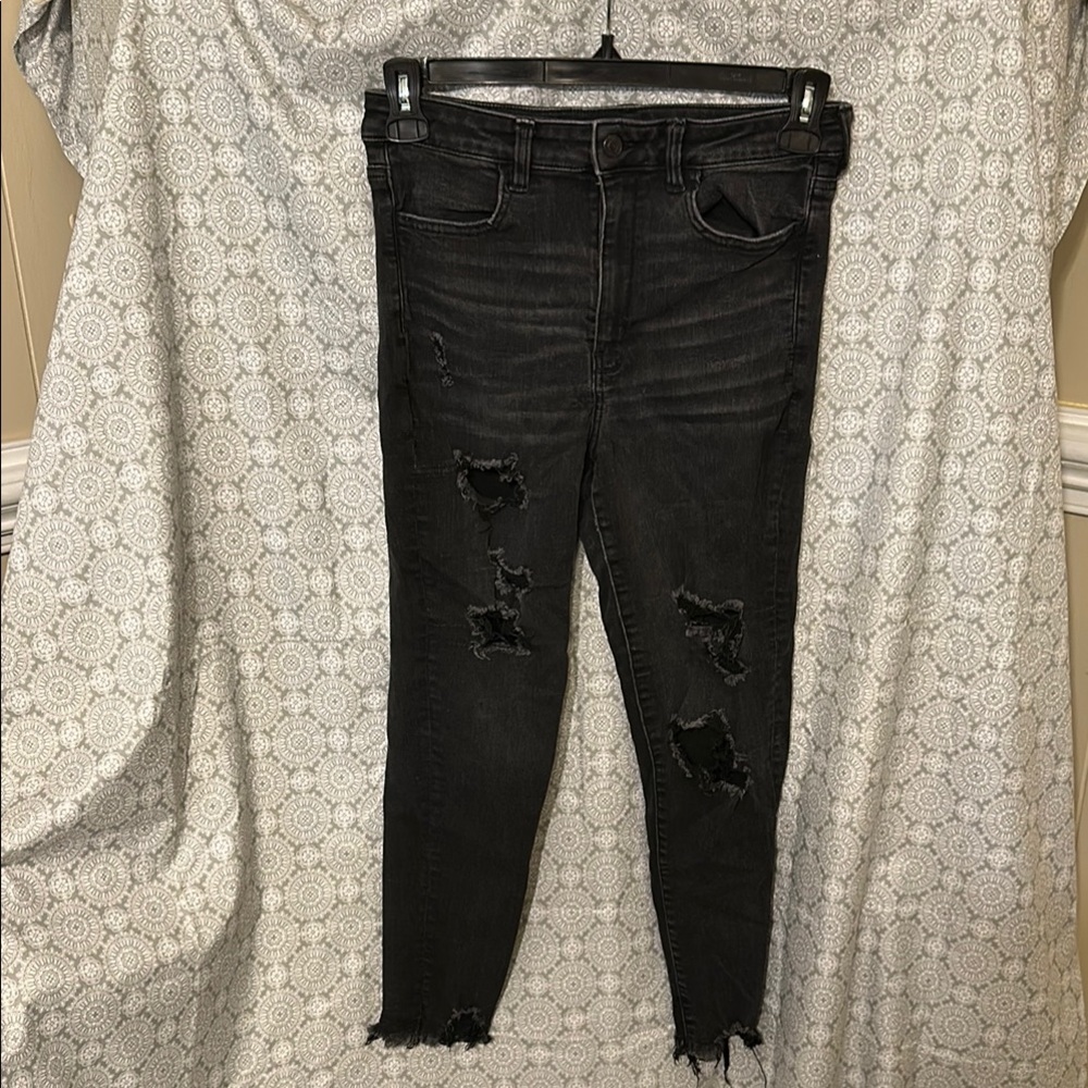 American Eagle Outfitters Black Distressed Ankle Cropped Jeans